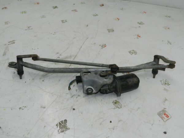 2006 LAND ROVER FREELANDER  1 TD4 L314. FRONT WIPER MOTOR AND LINKAGE BROKEN