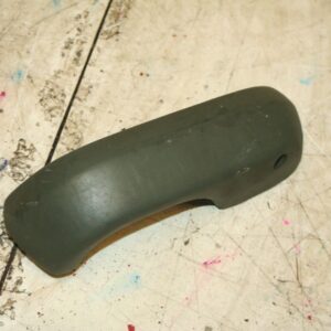 1988 BMW 525 E28. DOOR HANDLE OFF SIDE REAR