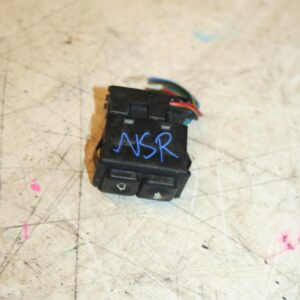 1988 BMW 525 E28. NEAR SIDE REAR WINDOW SWITCH