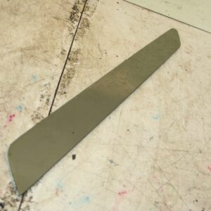 1988 BMW 525 E28. NEAR SIDE REAR WING QUARTER TRIM