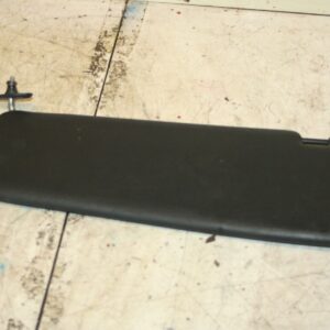 1988 BMW 525 E28. SUN VISOR DRIVER SIDE