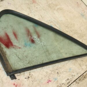 1988 BMW 525 E28. OFF SIDE REAR WINDOW GLASS QUARTER
