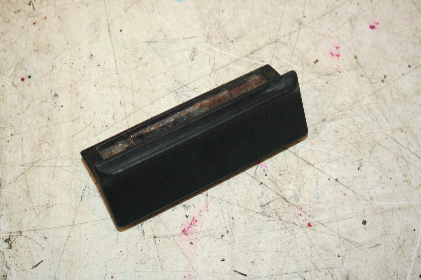 1988 BMW 525 E28. REAR ASHTRAY