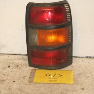 1994 MITSUBISHI PAJERO SHOGUN. DRIVER SIDE REAR LIGHT UNIT