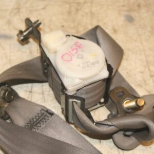 NISSAN NAVARA D21. DRIVER SIDE FRONT SEAT BELT