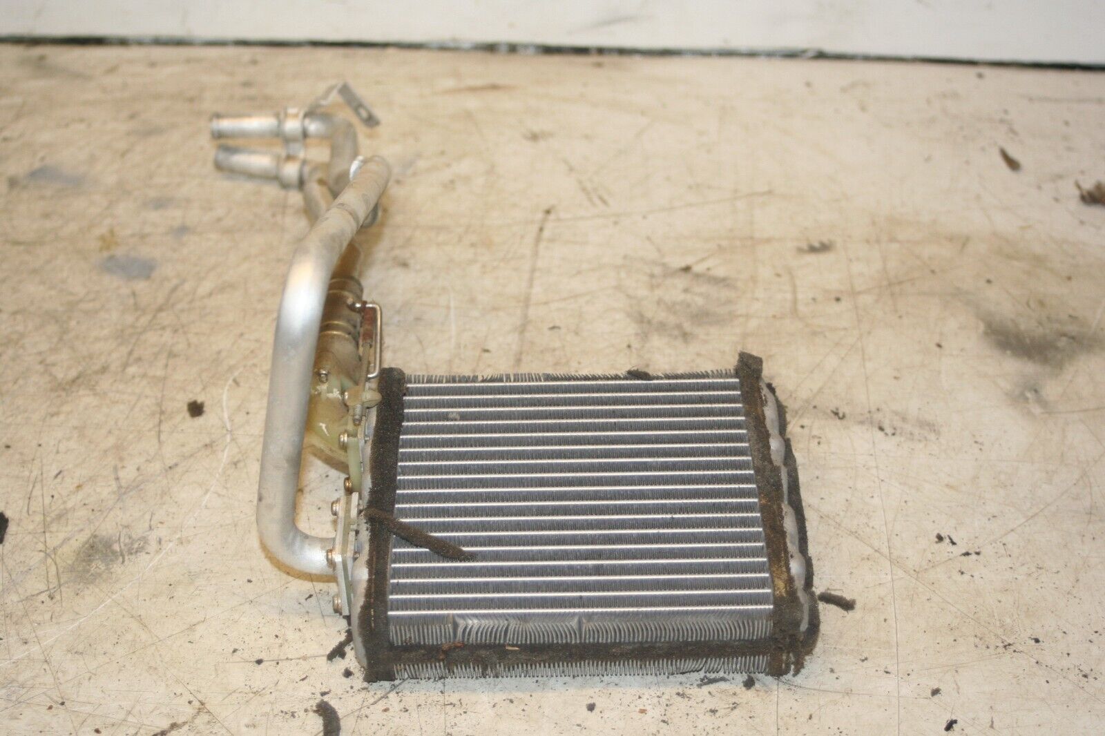 NISSAN NAVARA D21. COOLANT WATER HEATER MATRIX RADIATOR