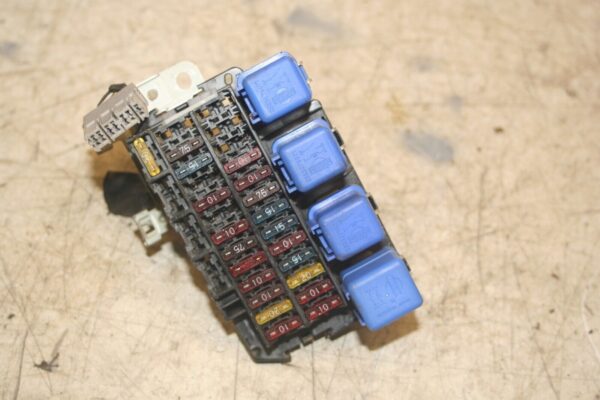 NISSAN NAVARA D21. FUSE BOX BOARD