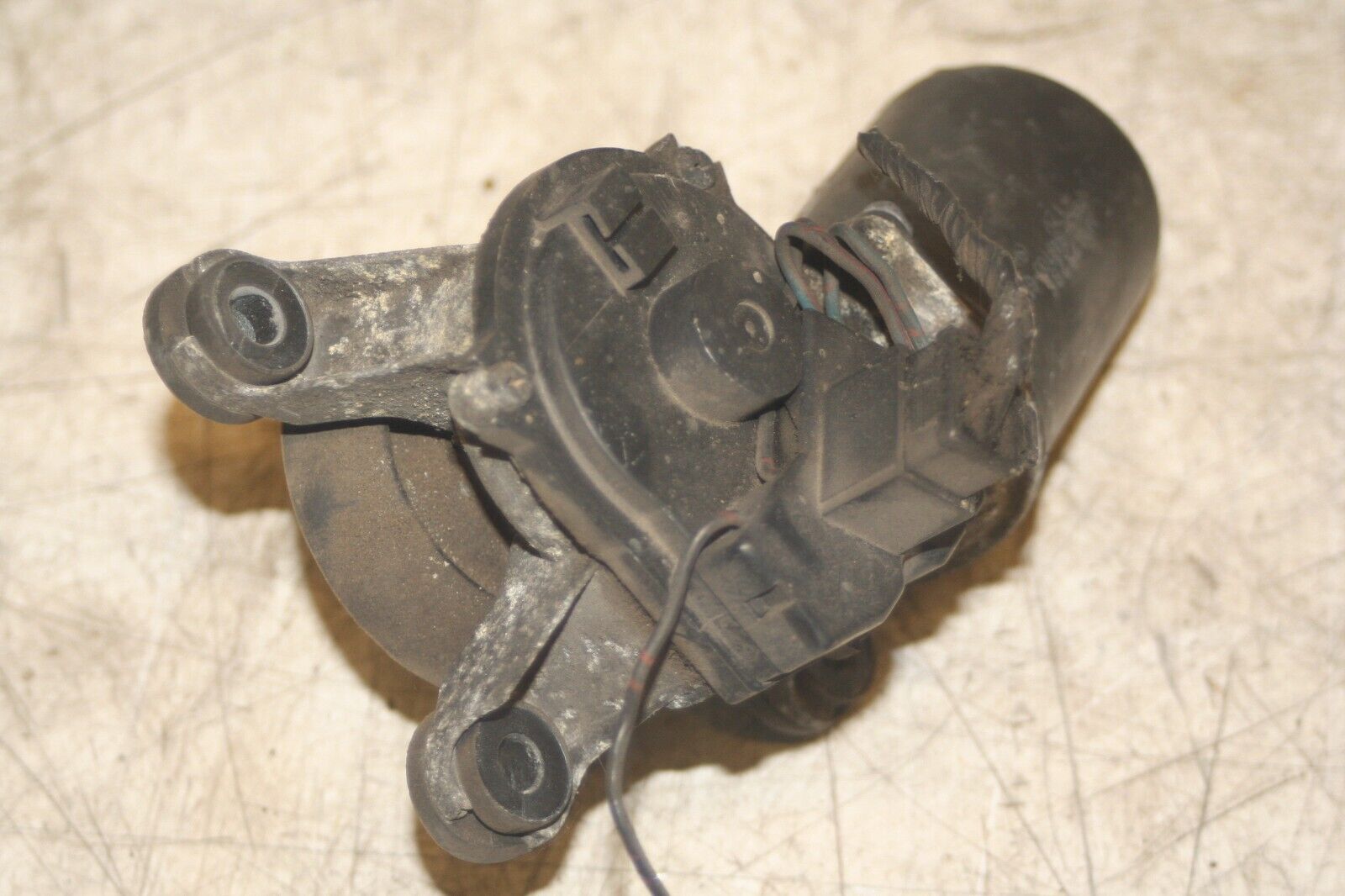 1994 MITSUBISHI PAJERO SHOGUN. WIPER MOTOR - Image 3