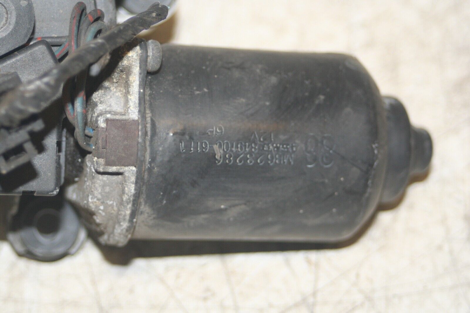 1994 MITSUBISHI PAJERO SHOGUN. WIPER MOTOR - Image 4