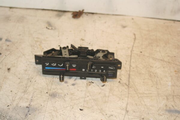 NISSAN NAVARA D21. HEATER CONTROL SWITCH GLASS