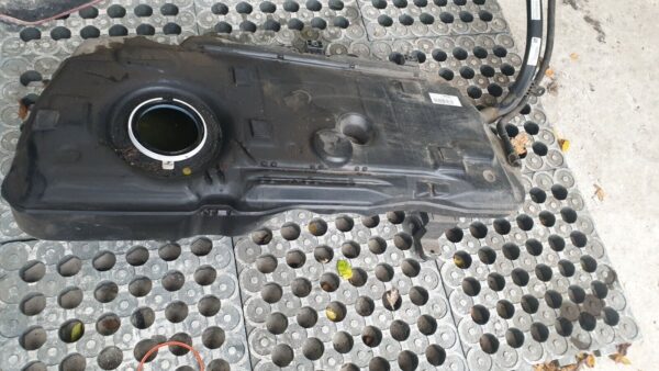 Mini Countryman 2014 R60 1.6 D - Fuel Tank + Fill Neck / Pipe - Image 4