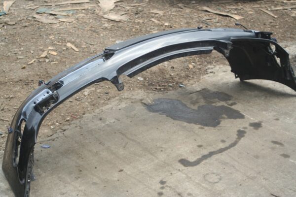 2005 MERCEDES S CLASS W220. FRONT BUMPER IN BLACK - Image 3