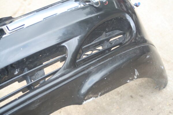2005 MERCEDES S CLASS W220. FRONT BUMPER IN BLACK - Image 7