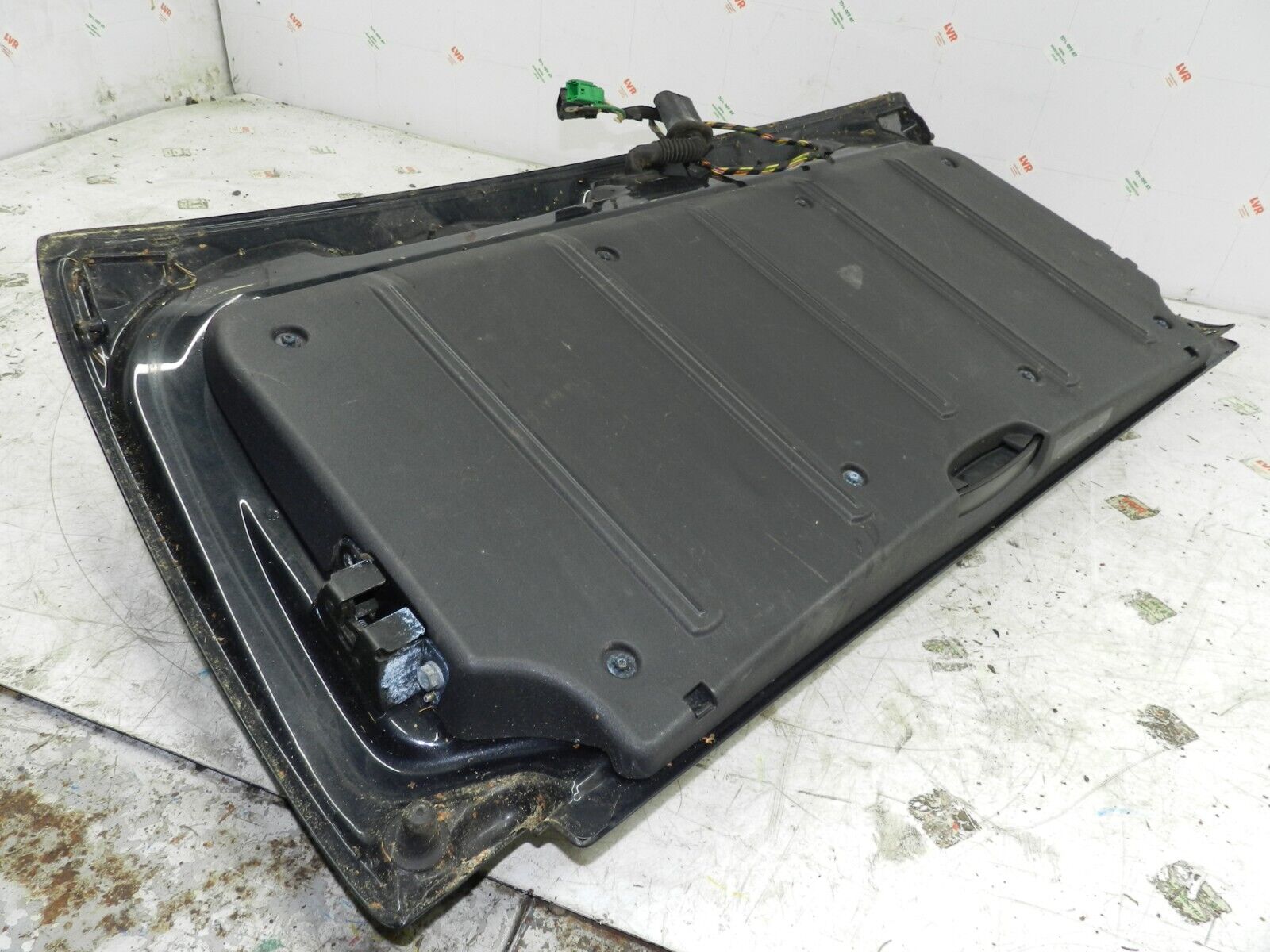 (135) 2003 CITROEN C3 PLURIEL CONVERTIBLE. REAR BOOT LID TAILGATE IN BLACK - Image 2
