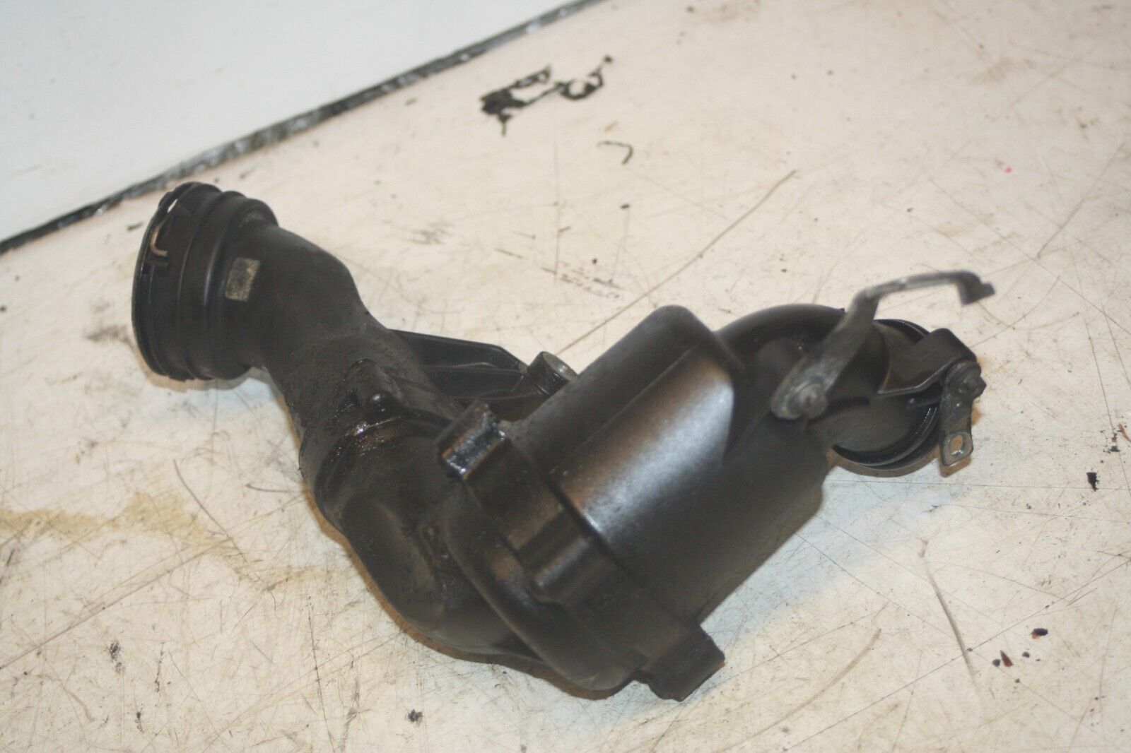 2005 MERCEDES S CLASS W220. COOLANT HOUSING THERMOSTAT - Image 3