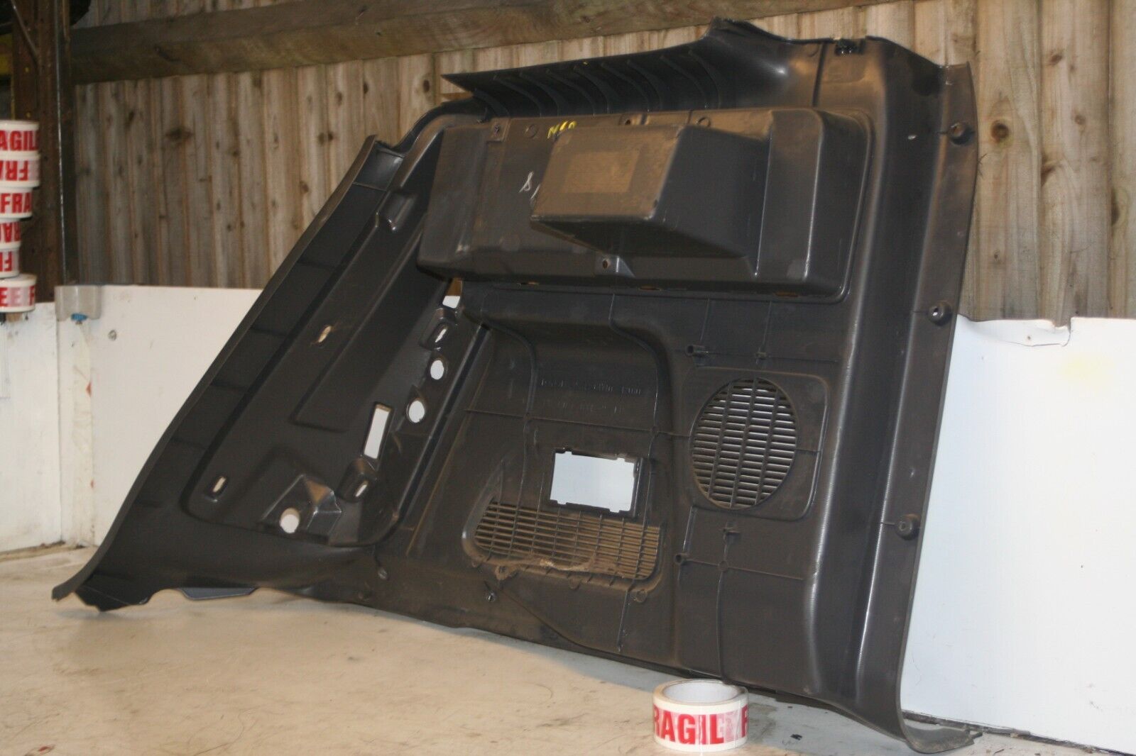 (98) TOYOTA RAV 4 MK1. PASSENGER SIDE BOOT PANEL TRIM - Image 5