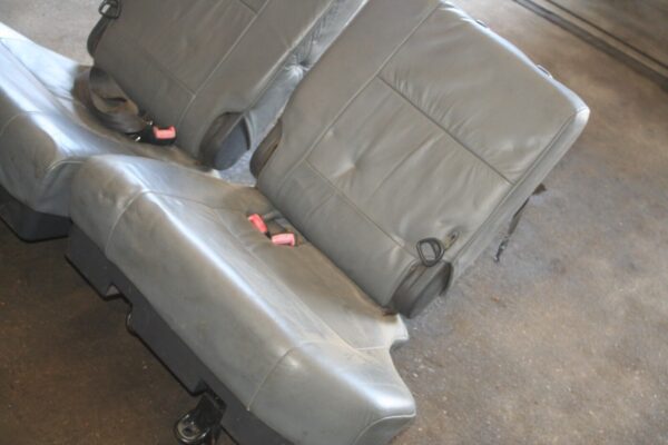 (98) TOYOTA RAV 4 MK1. LEATHER SEATS SET - Image 2