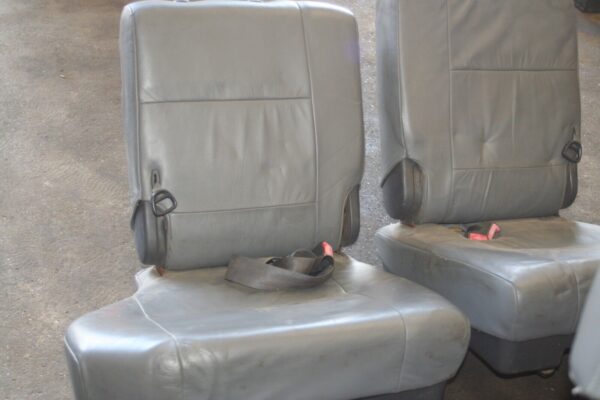 (98) TOYOTA RAV 4 MK1. LEATHER SEATS SET - Image 4