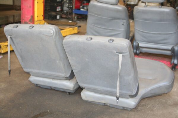 (98) TOYOTA RAV 4 MK1. LEATHER SEATS SET - Image 5