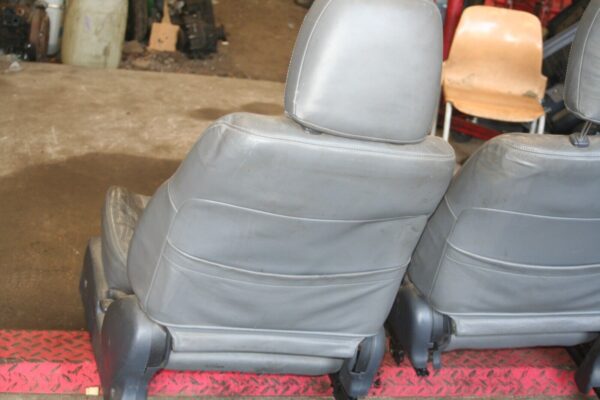 (98) TOYOTA RAV 4 MK1. LEATHER SEATS SET - Image 9