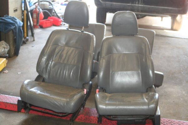 (98) TOYOTA RAV 4 MK1. LEATHER SEATS SET - Image 11