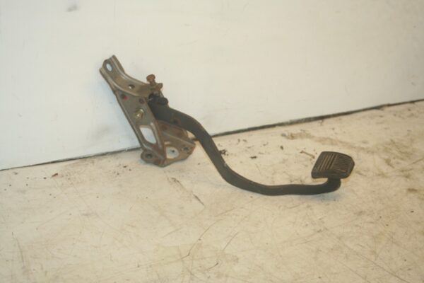 (98) TOYOTA RAV 4 MK1. CLUTCH PEDAL - Image 2