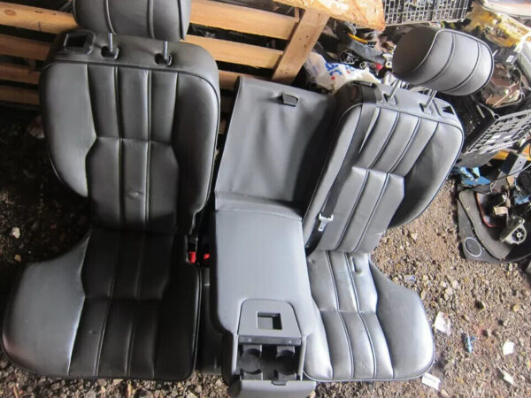 2011 RANGE ROVER VOGUE L322. GREY LEATHER HEATED ELECTRIC SEATS - Image 6