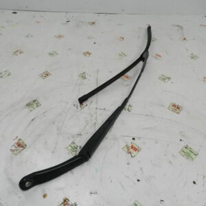 2012 CITROEN C4 VTS MK2 HATCHBACK. WIPER ARM