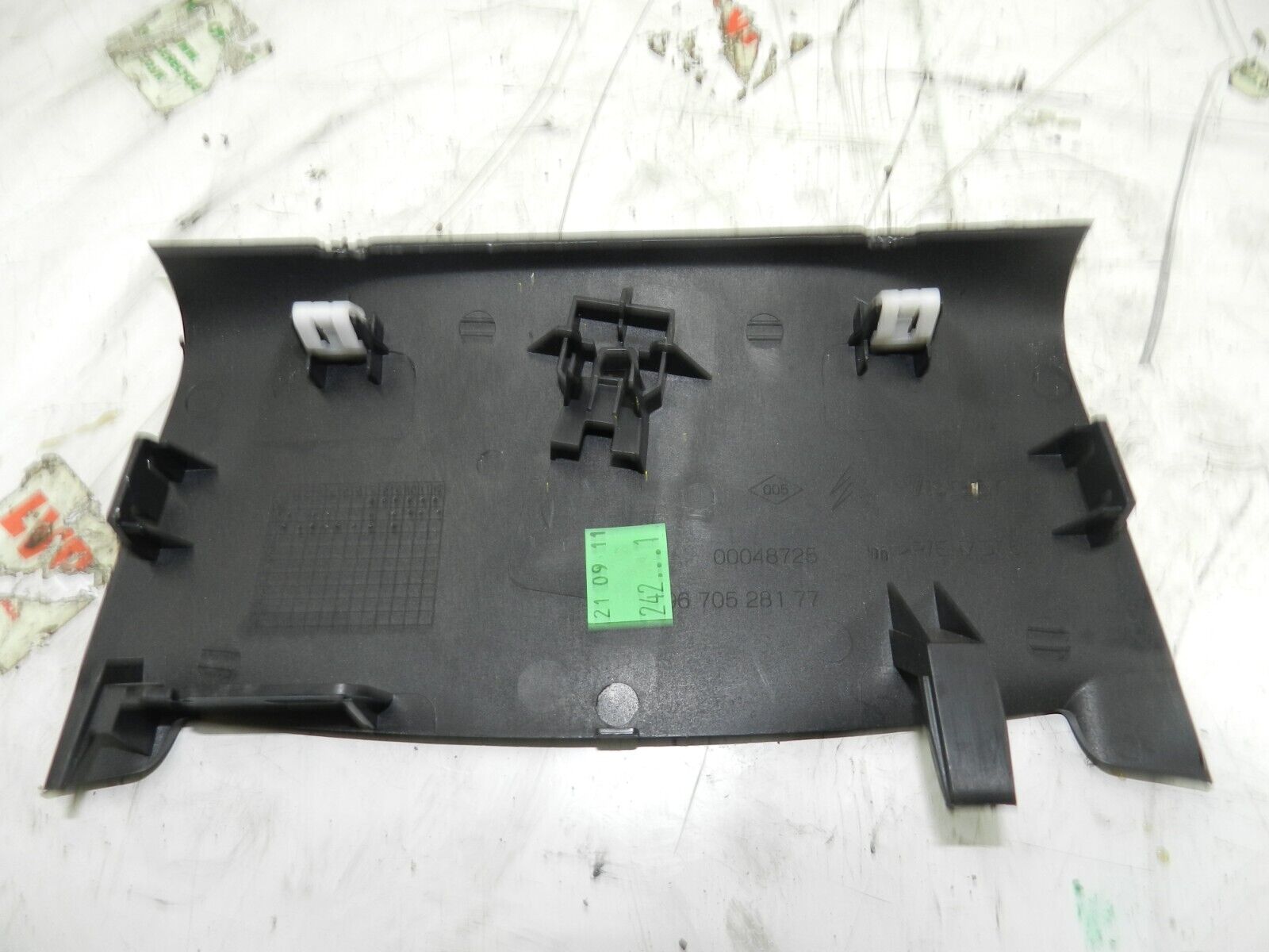 2012 CITROEN C4 VTS MK2 HATCHBACK. DASH BOARD LOWER TRIM