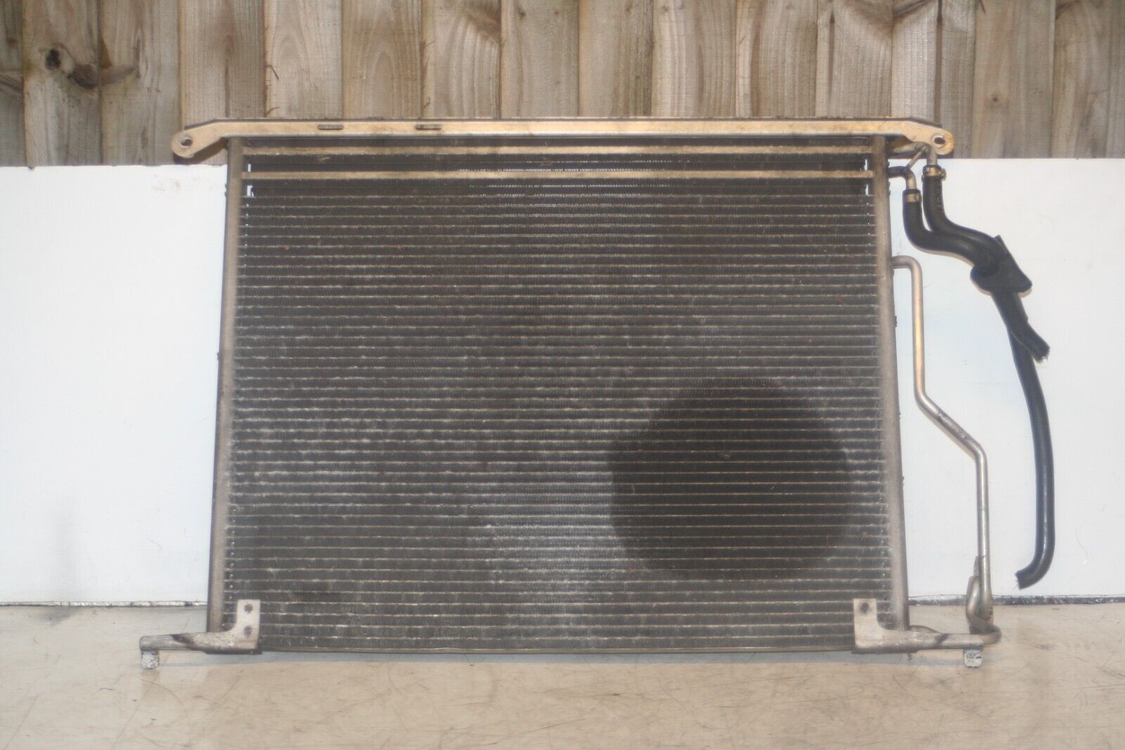 2005 MERCEDES S CLASS W220. AIR CON RADIATOR
