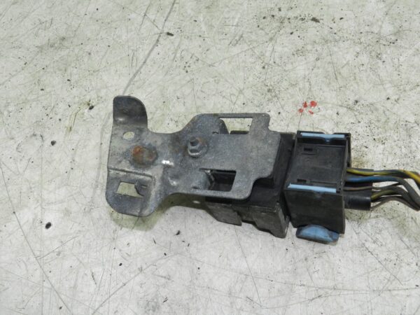 2012 FORD GALAXY MK3 TITANIUM. AV6112A343BA GLOW PLUG RELAY - Image 3