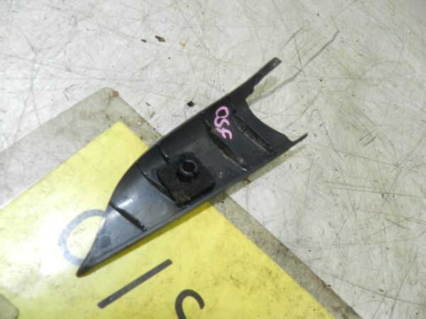 (121) 2007 AUDI A4 SALOON B7. DRIVER SIDE FRONT WING MIRROR TRIM - Image 2