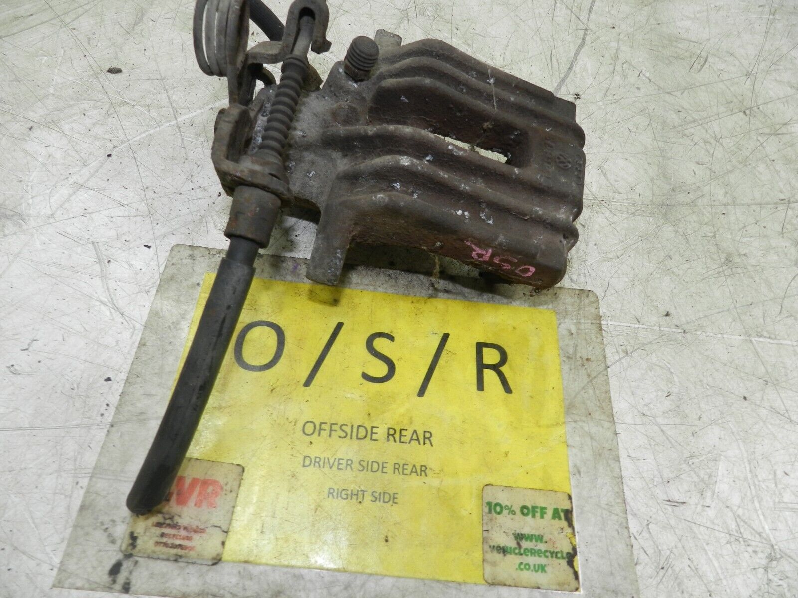 (121) 2007 AUDI A4 SALOON B7. DRIVER SIDE REAR BRAKE CALIPER
