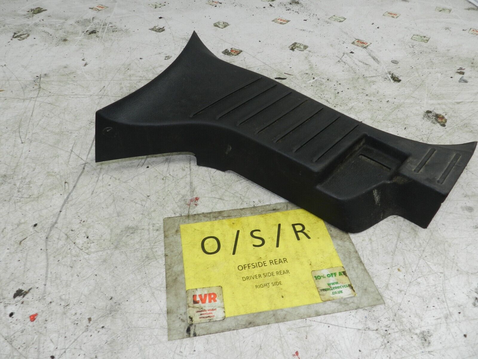 2012 FORD GALAXY MK3 TITANIUM. DRIVER SIDE REAR BOOT TRIM - Image 2