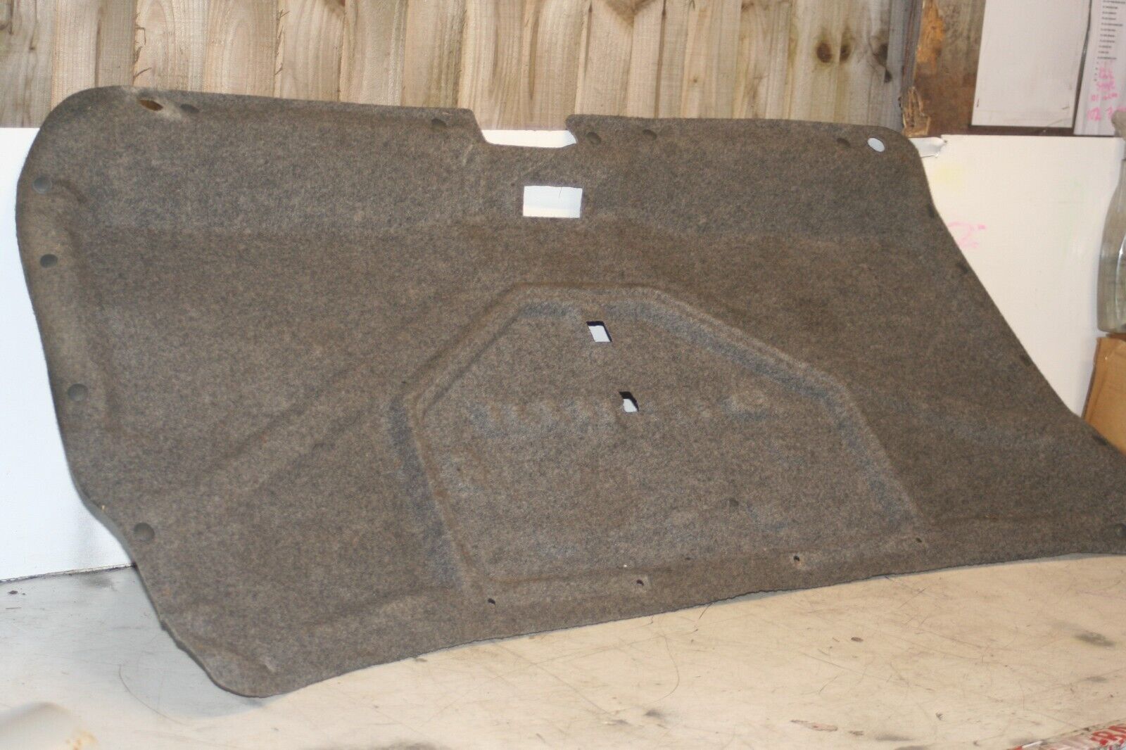 1988 BMW 735 7SERIES E32. C PILLAR TRIM - Image 3