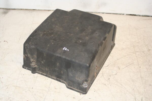 1988 BMW 735 7SERIES E32. 1716920 FUSE BOX COVER LID - Image 2