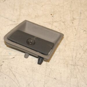 1988 BMW 735 7SERIES E32. GLOVE BOX HANDLE LOCK