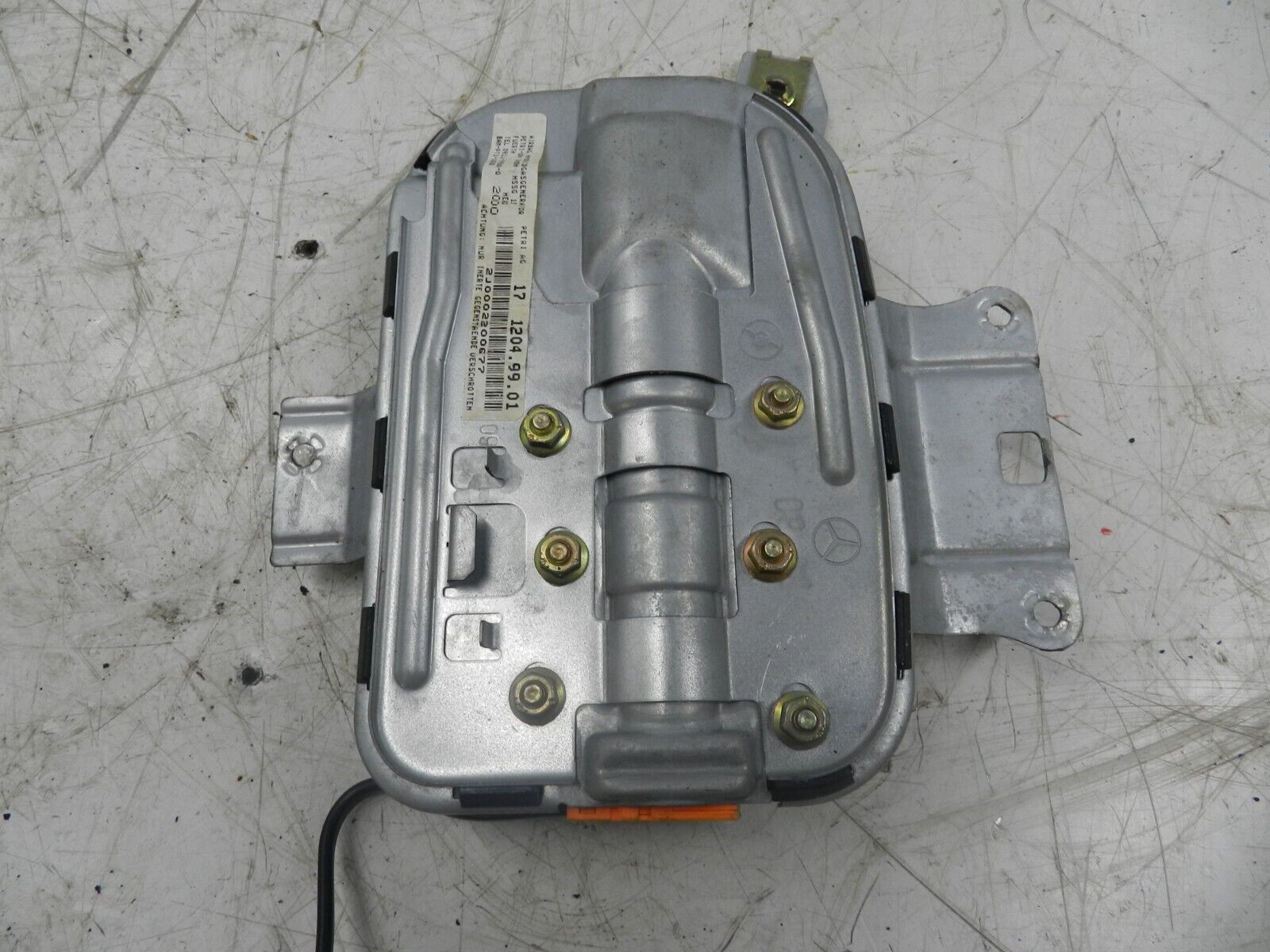 (131) 2002 MERCEDES BENZ E CLASS ESTATE W210. DRIVER FRONT DOOR AIRBAG