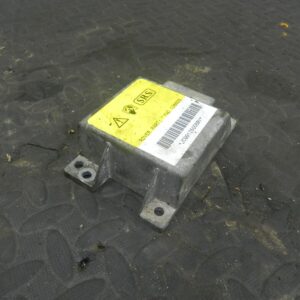 155 1999 LAND ROVER DISCOVERY 2 V8. AIR BAG ECU YWC 106600