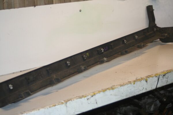2016 FORD KUGA MK2. SIDE SKIRT DRIVER SIDE