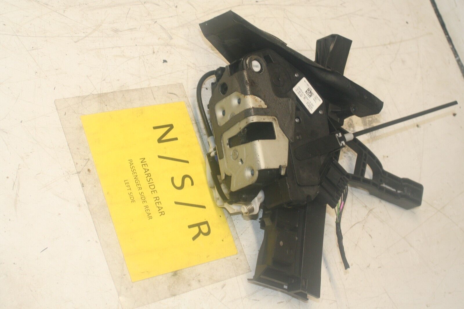 2014 FORD FOCUS MK3. PASSENGER SIDE REAR DOOR LOCK MOTOR LATCH