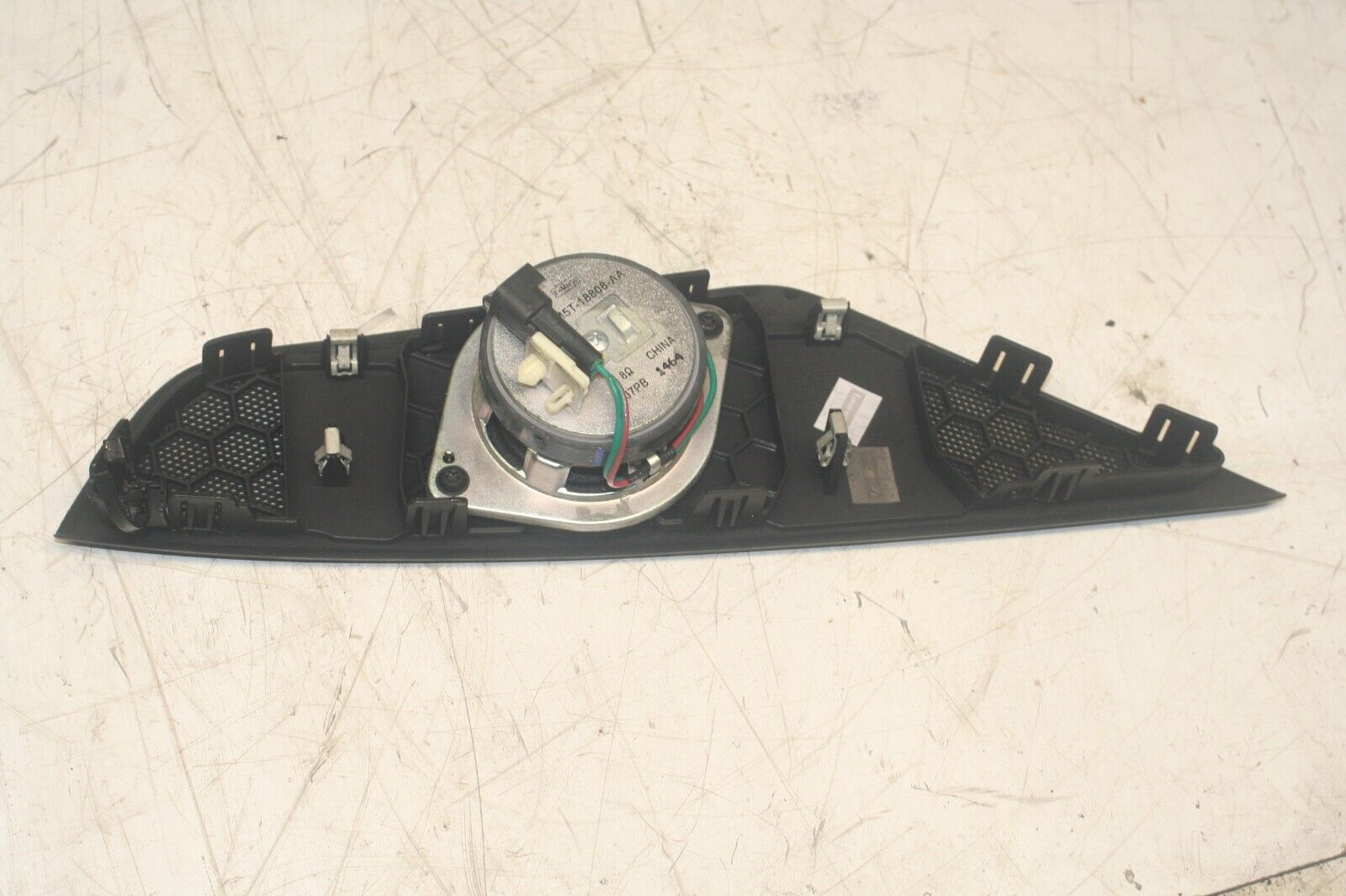 2014 FORD FOCUS MK3. DASHBOARD SPEAKER GRILLE GRILL - Image 2