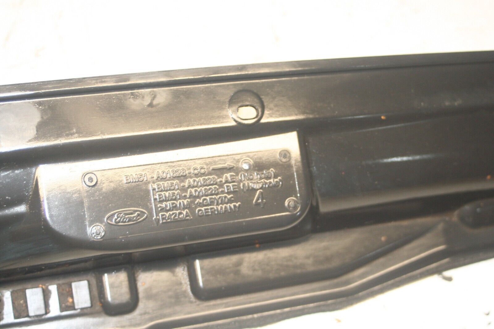 2014 FORD FOCUS MK3. SCUTTLE PANEL UNDER WIPER PANEL BM51-A01628-CC - Image 3