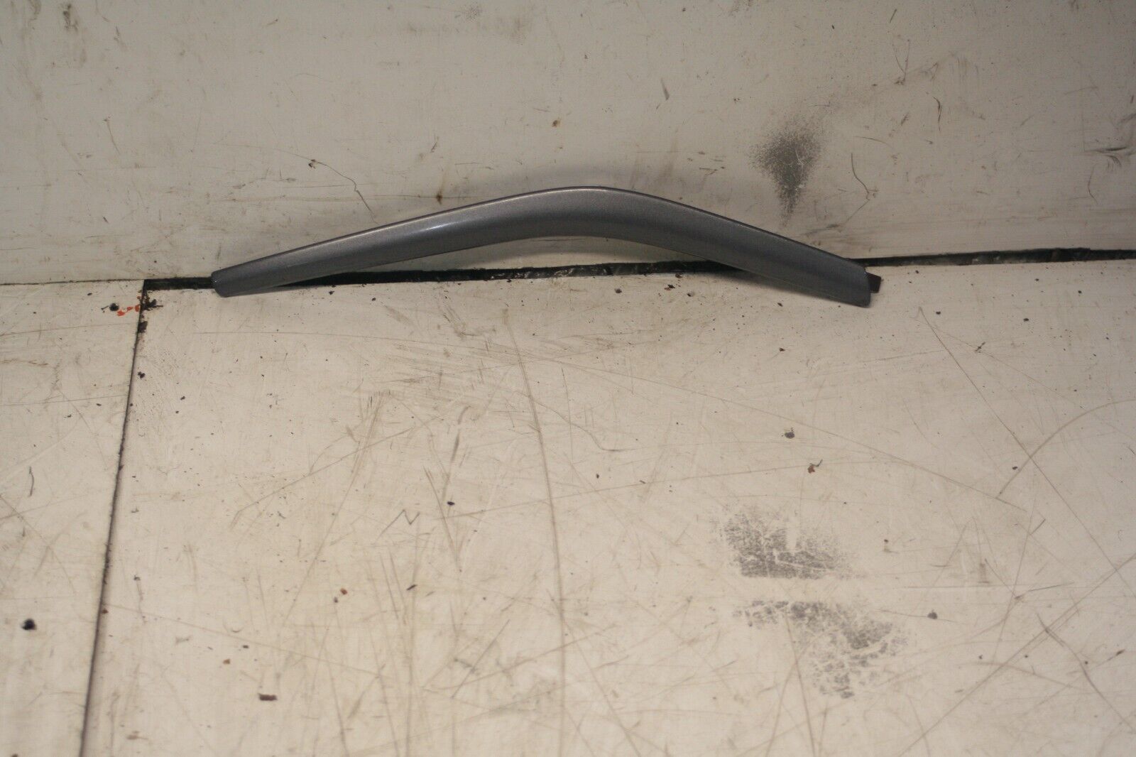 2014 FORD FOCUS MK3. PASSENGER SIDE FRONT DOOR TRIM - Image 2