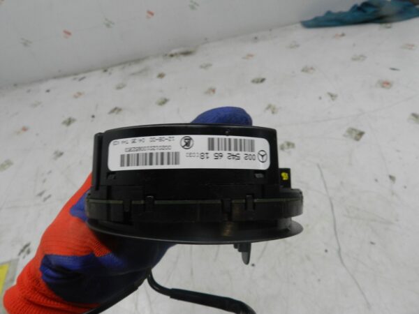 (131) 02 MERCEDES E CLASS ESTATE W210. AIRBAG CLOCK RING SQUIB STEERING WHEEL - Image 2