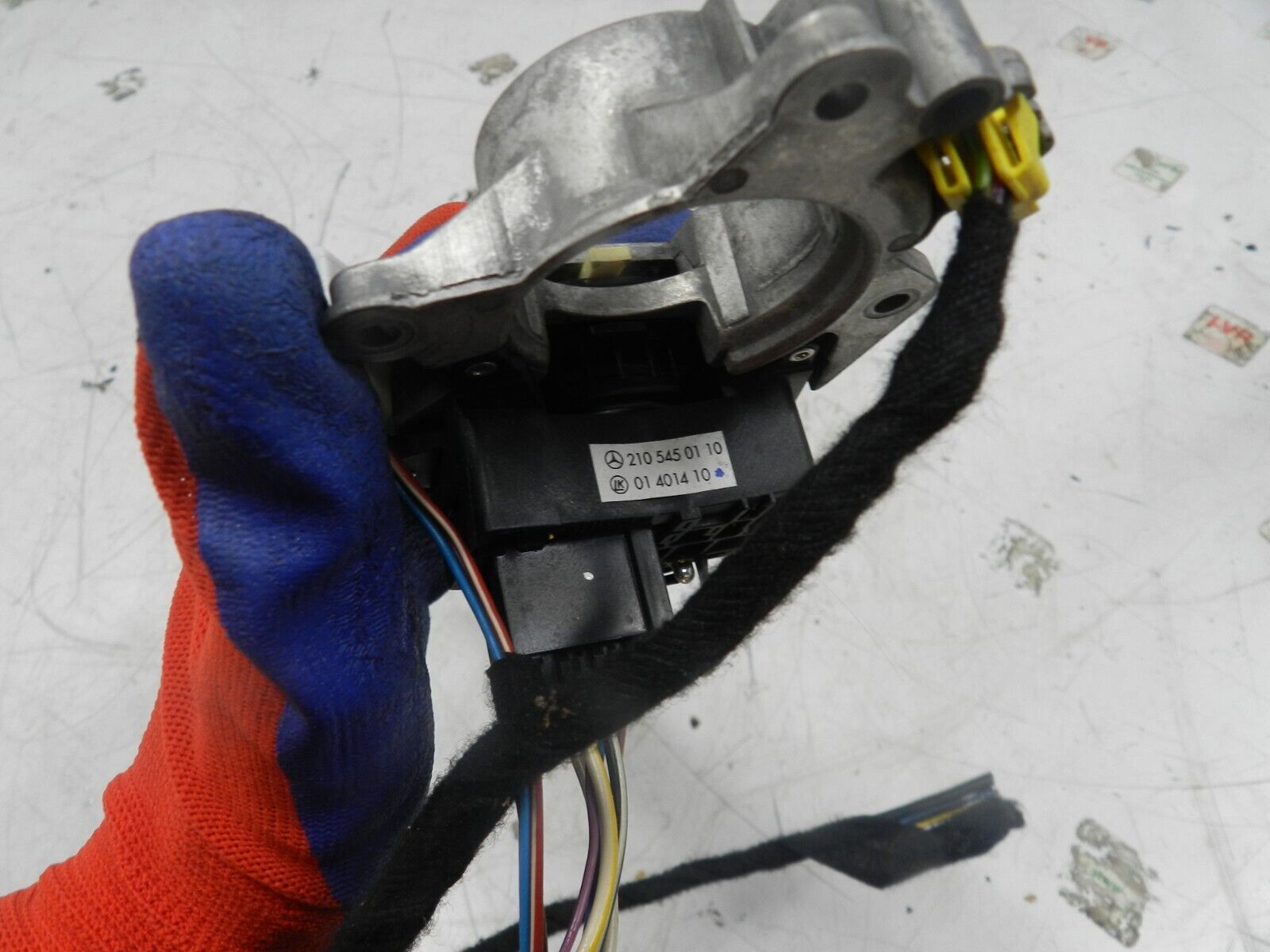 (131) 2002 MERCEDES BENZ E CLASS ESTATE W210. WIPER INDICATOR STALK - Image 4