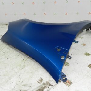 (126) RENAULT CLIO MK3 FACELIFT. DRIVER SIDE WING IN BLUE