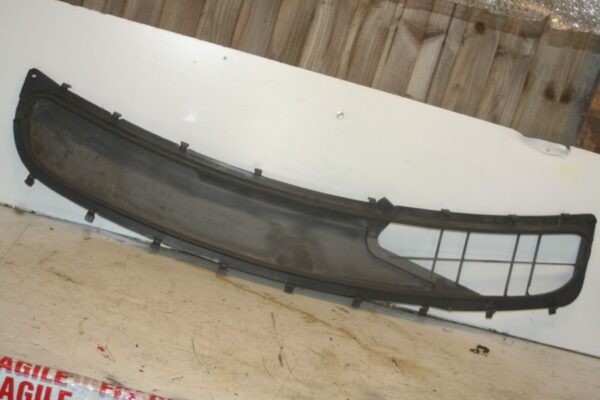2005 MERCEDES S CLASS W220. SCUTTLE PANEL TRIM - Image 2