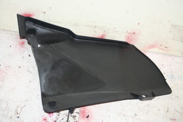 2006 MERCEDES BENZ C CLASS W203. A2038301613 FUSE BOX COVER - Image 2