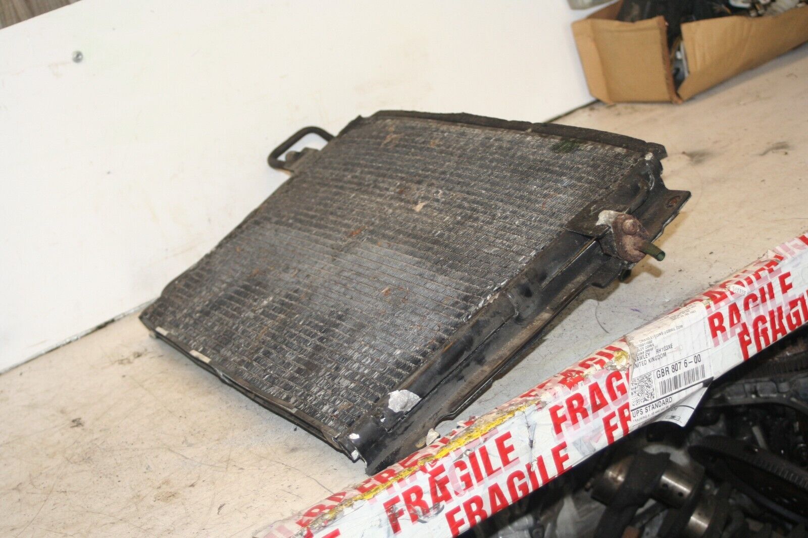 1999 VOLVO C70 2.4 PETROL. AIR CON RADIATOR - Image 4